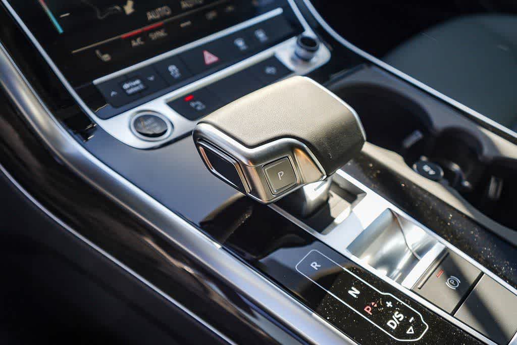 Thumbnail: 2026 Audi Q7 - 22
