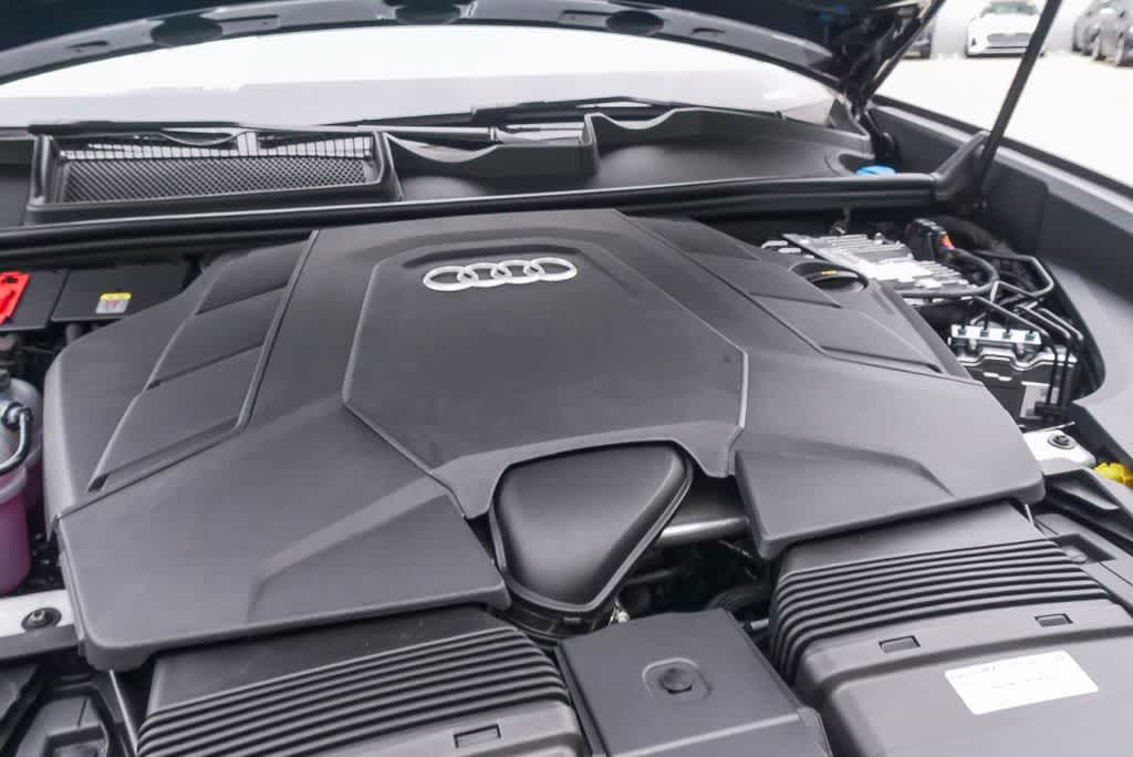 Thumbnail: 2026 Audi Q8 - 24
