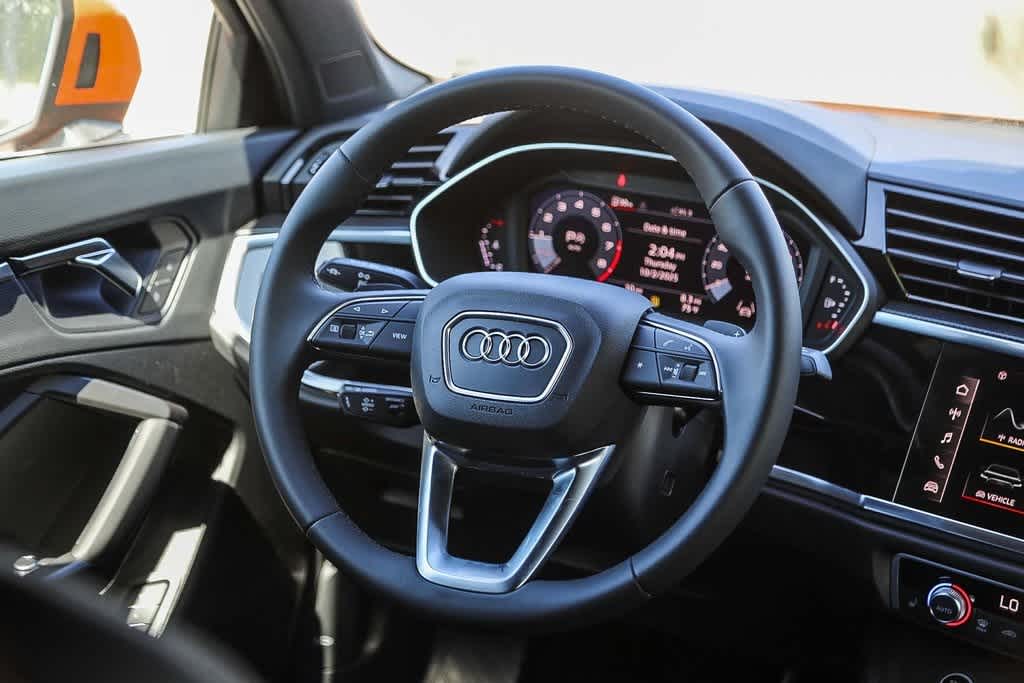 Thumbnail: 2025 Audi Q3 - 14