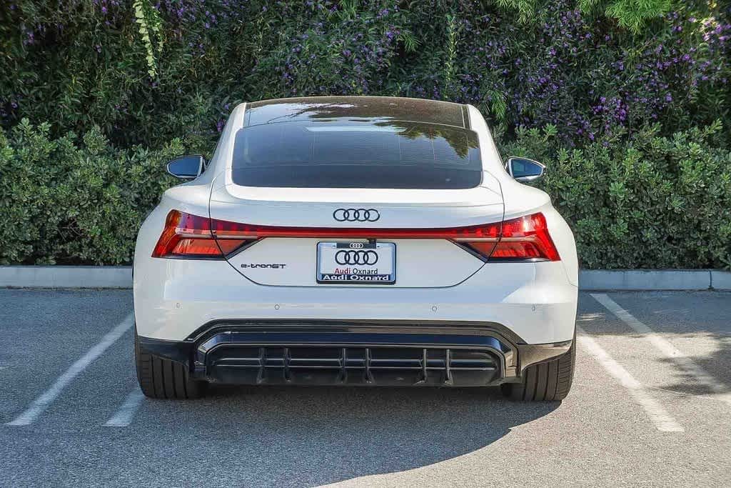 Thumbnail: 2022 Audi e-tron GT - 5