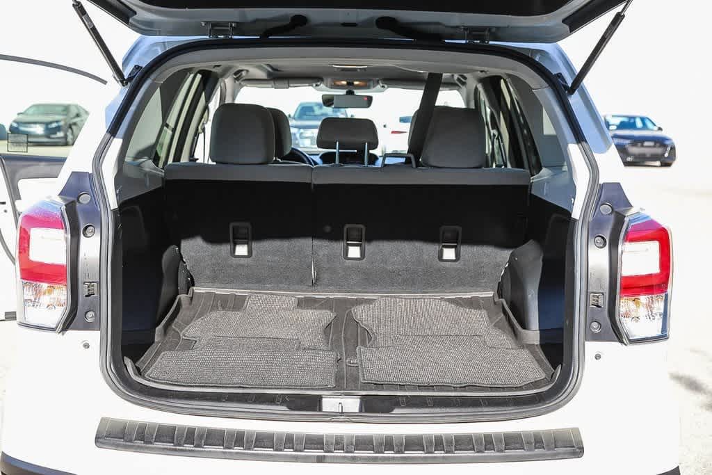 Thumbnail: 2017 Subaru Forester - 25