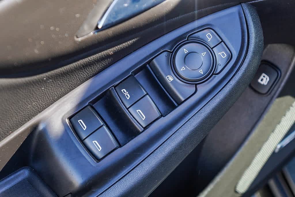 Thumbnail: 2018 Chevrolet Volt - 22