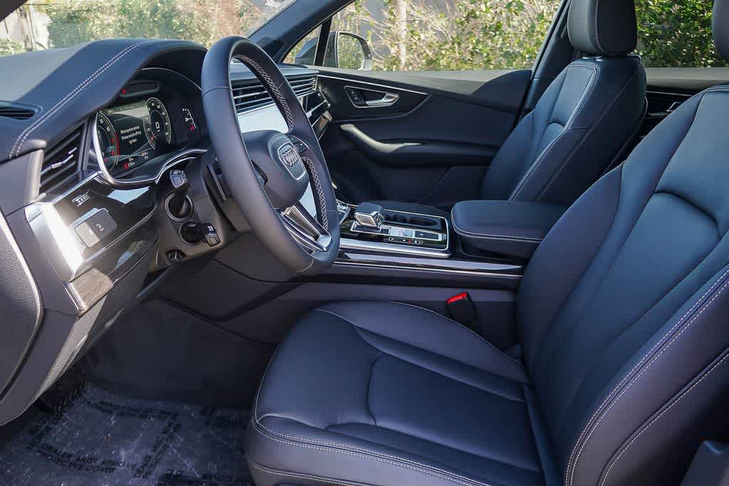 Thumbnail: 2026 Audi Q7 - 19