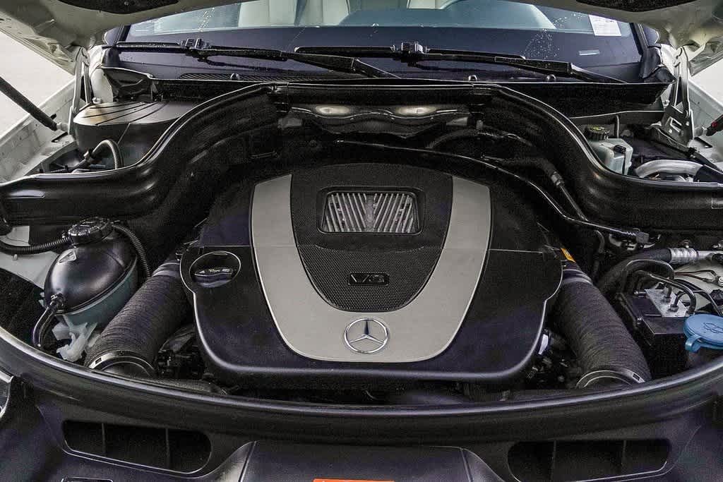 Thumbnail: 2011 Mercedes-Benz GLK - 30