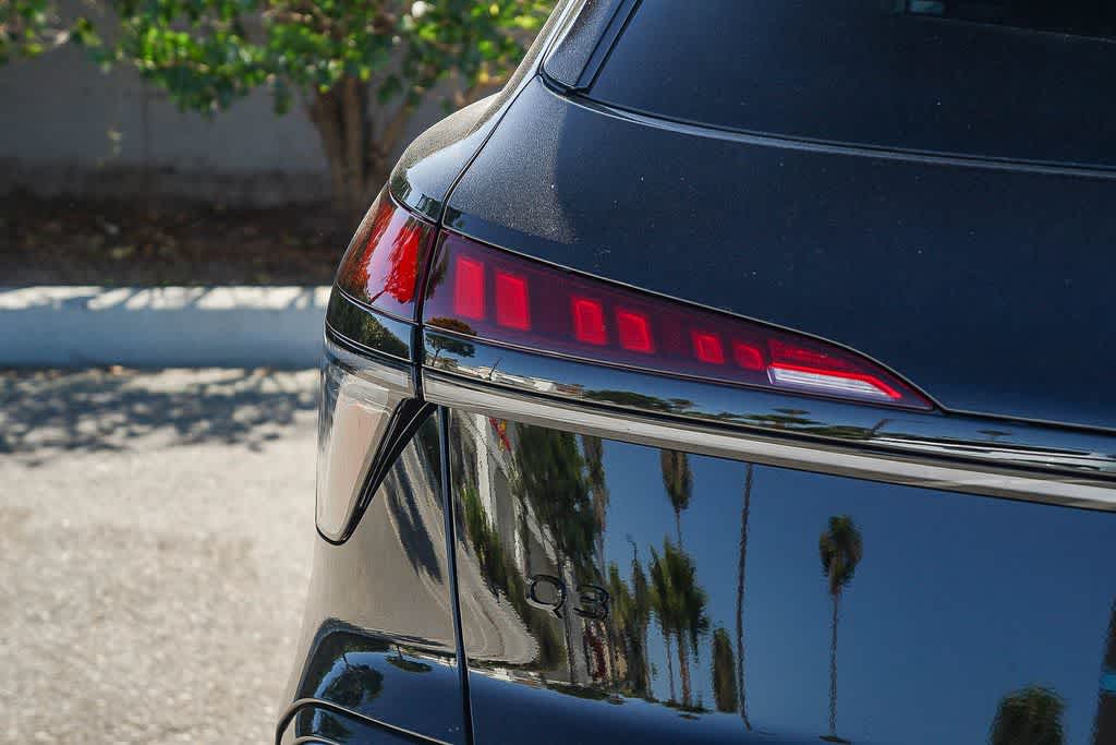Thumbnail: 2026 Audi Q3 - 7
