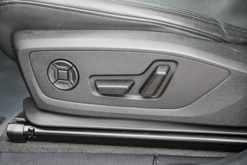 Thumbnail: 2022 Audi Q3 - 17