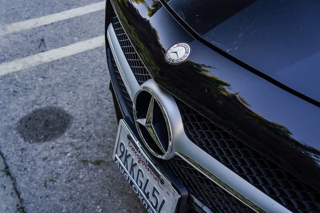 Thumbnail: 2013 Mercedes-Benz SL-Class - 9