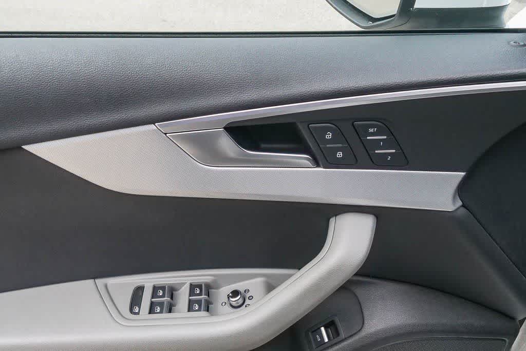 Thumbnail: 2017 Audi A4 - 15