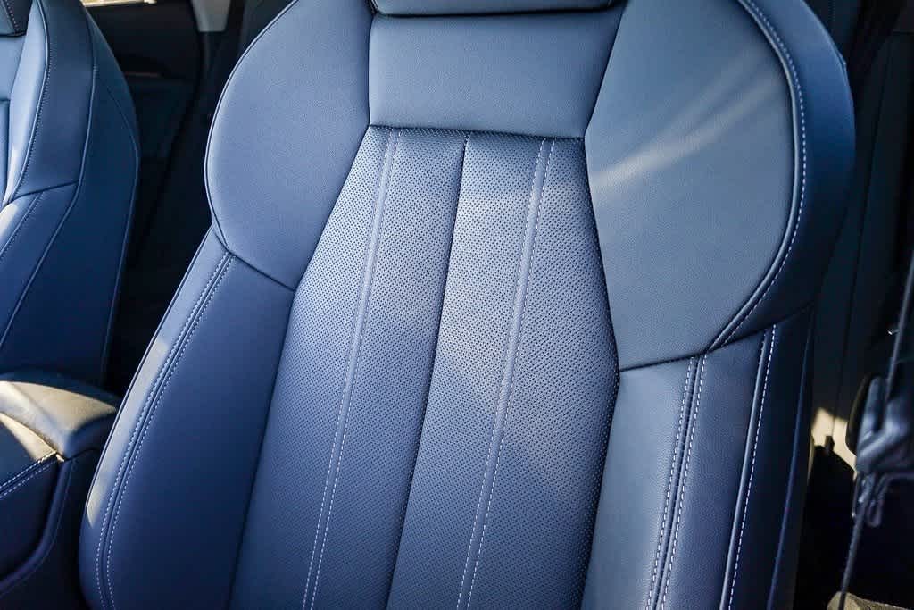 Thumbnail: 2025 Audi Q5 - 16