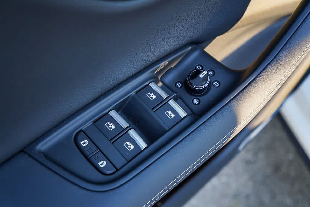 Thumbnail: 2026 Audi Q7 - 23