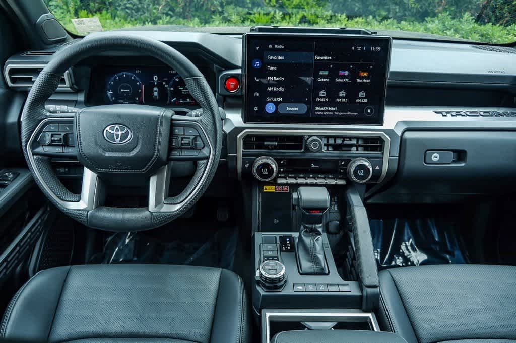 2024 Toyota Tacoma TRD Off-Road 12