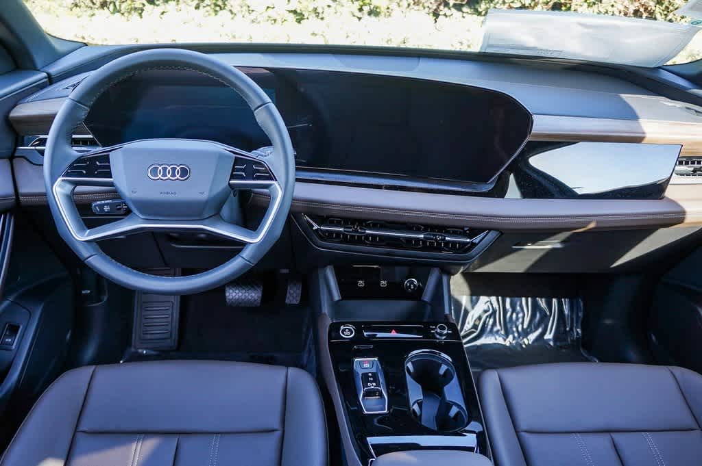Thumbnail: 2025 Audi Q6 e-tron - 12