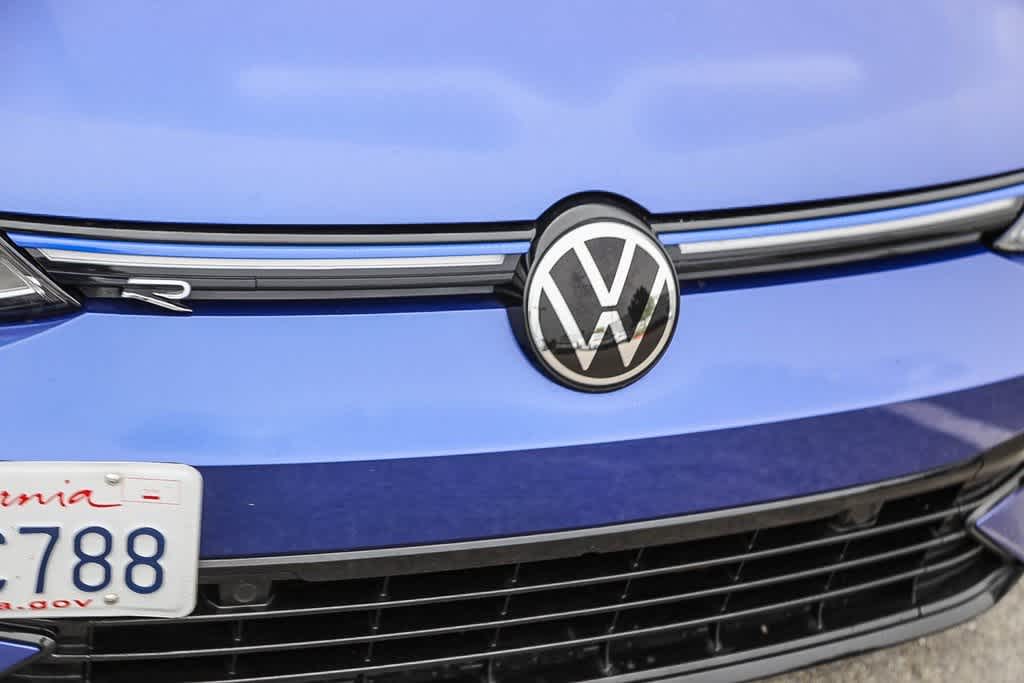 Thumbnail: 2023 Volkswagen Golf - 15