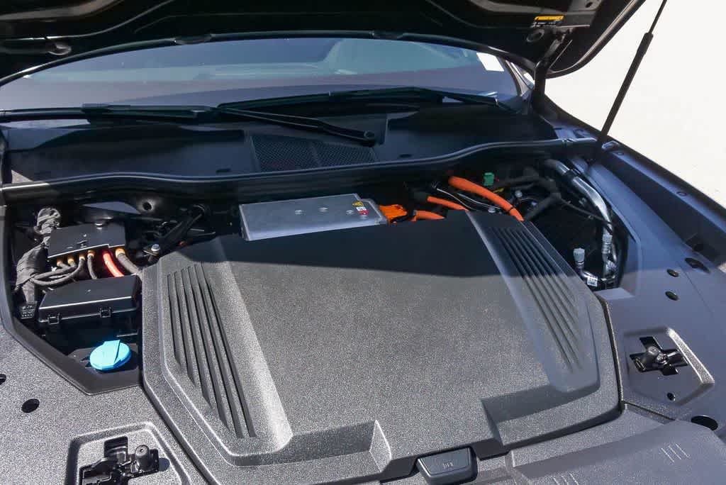 Thumbnail: 2022 Audi e-tron - 27