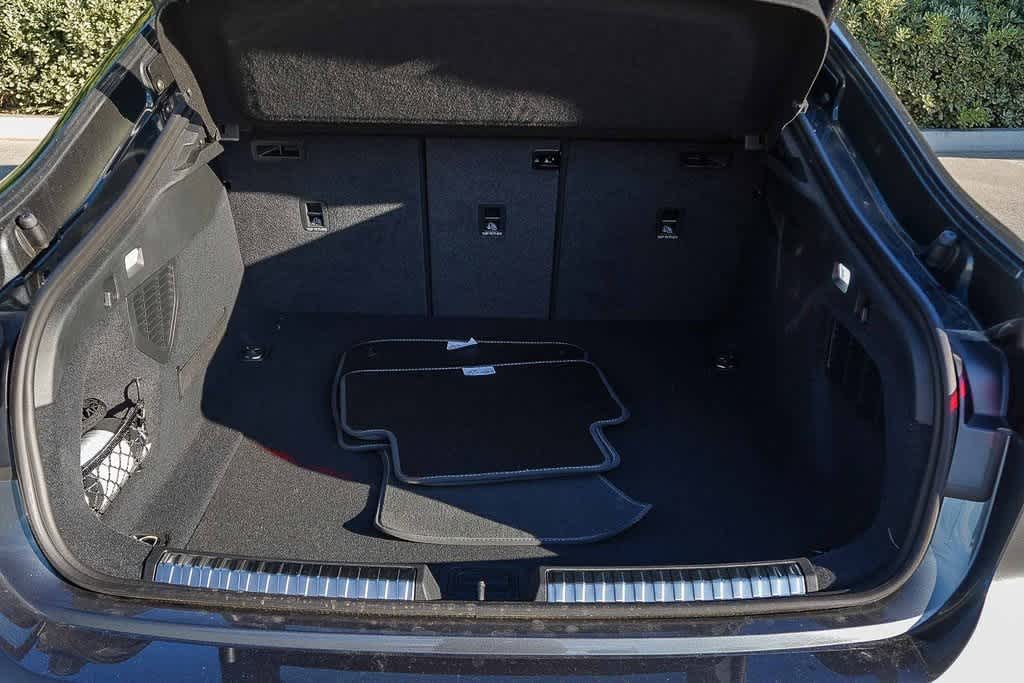 Thumbnail: 2025 Audi S5 - 29