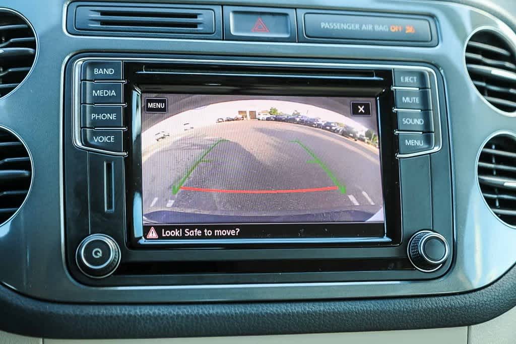 Thumbnail: 2017 Volkswagen Tiguan - 22