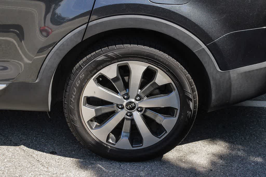 Thumbnail: 2020 Kia Telluride - 8