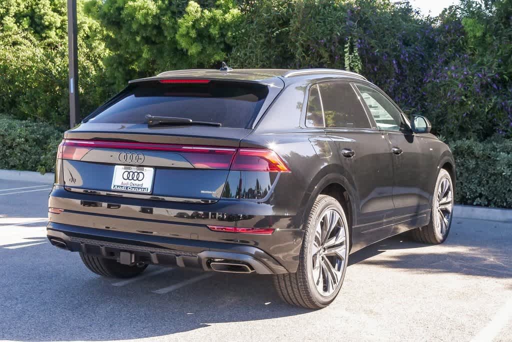 Thumbnail: 2026 Audi Q8 - 9