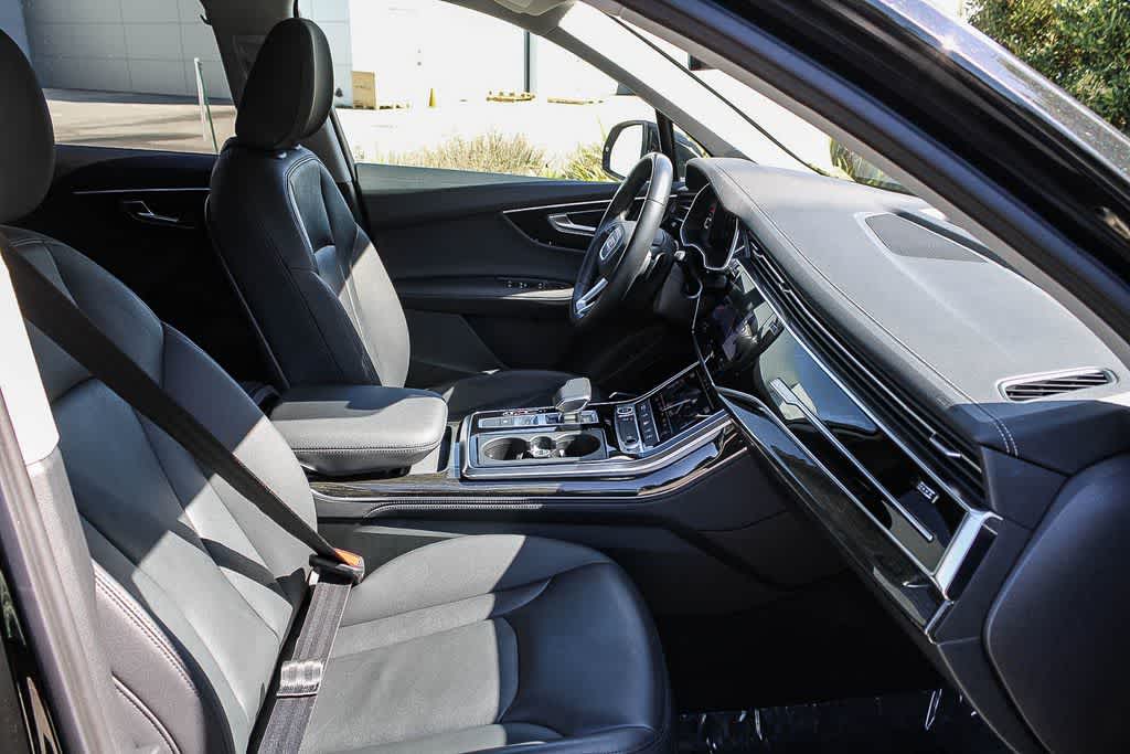 Thumbnail: 2024 Audi Q7 - 15