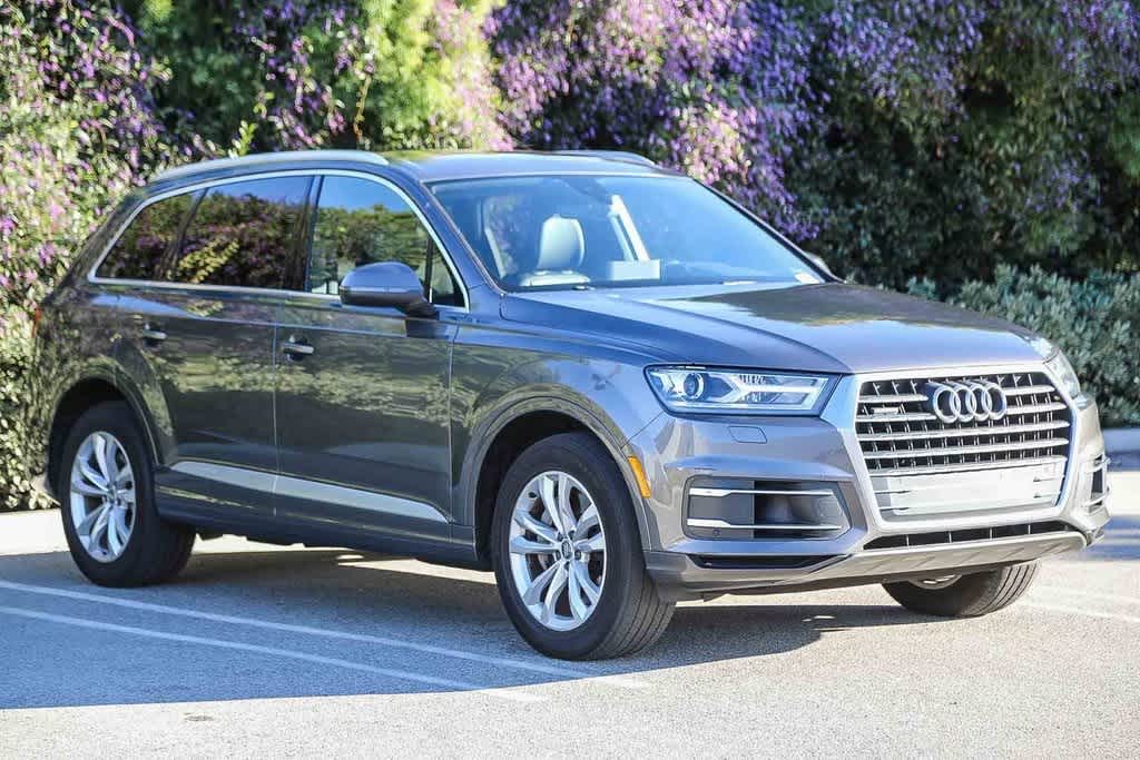 Thumbnail: 2019 Audi Q7 - 3