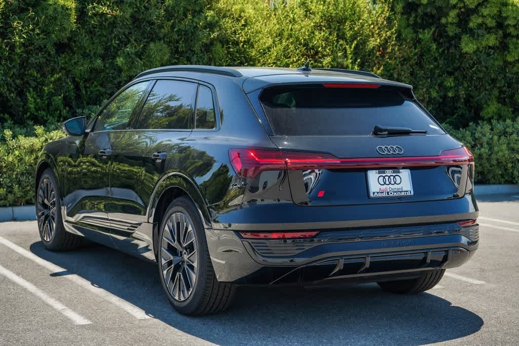 2024 Audi Q8 e-tron Prestige 4