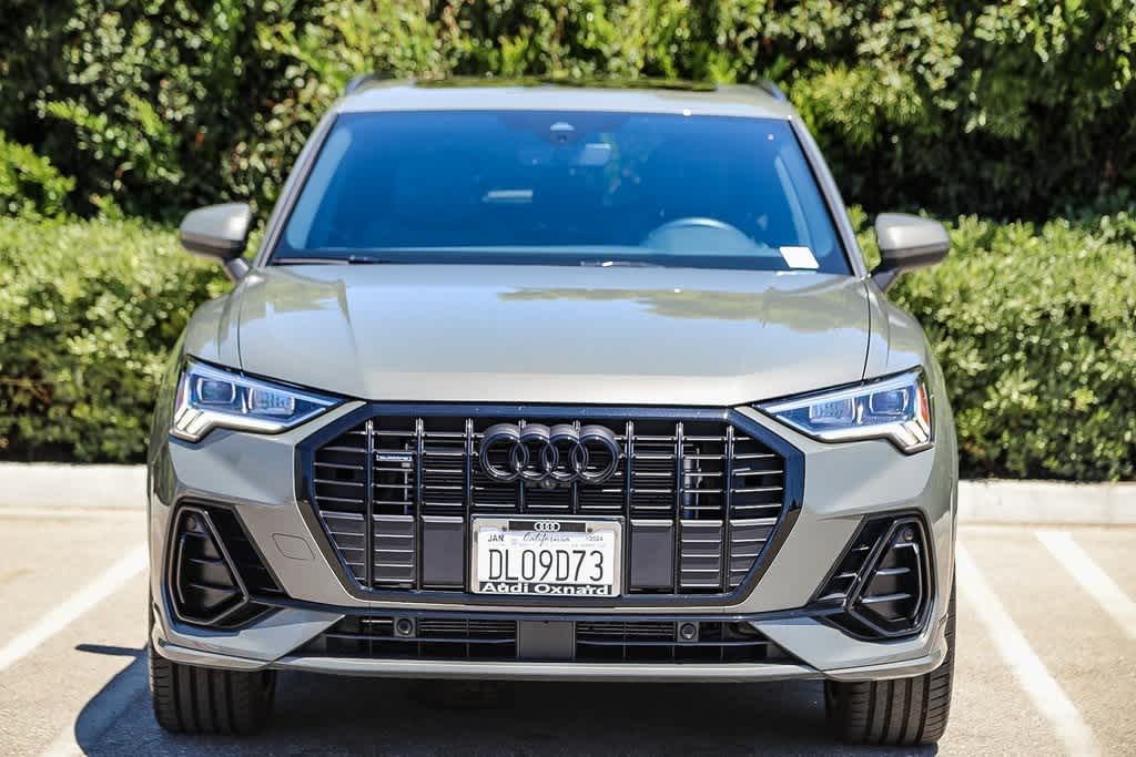 2024 Audi Q3 S line Premium Plus photo 2