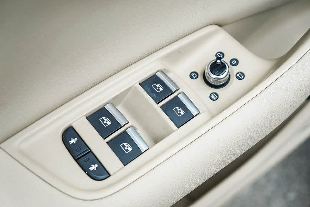 Thumbnail: 2017 Audi Q7 - 19