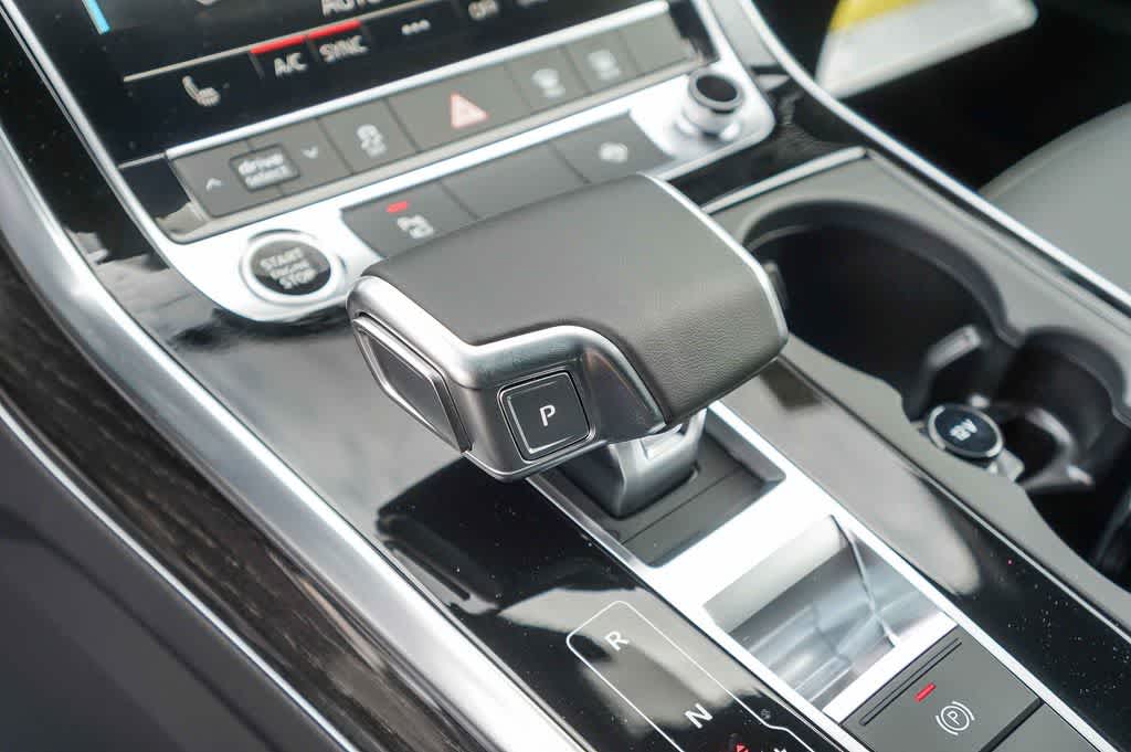 Thumbnail: 2026 Audi Q7 - 22