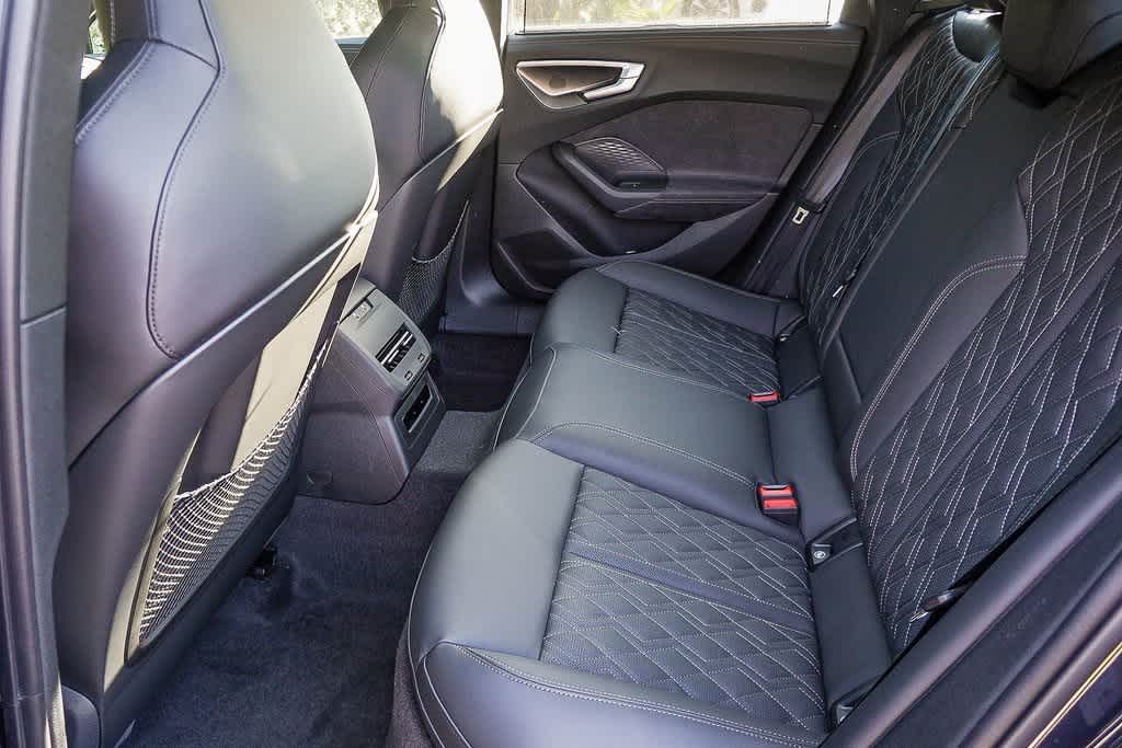 Thumbnail: 2025 Audi S5 - 21