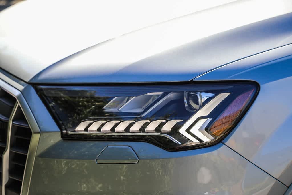 Thumbnail: 2024 Audi Q7 - 7