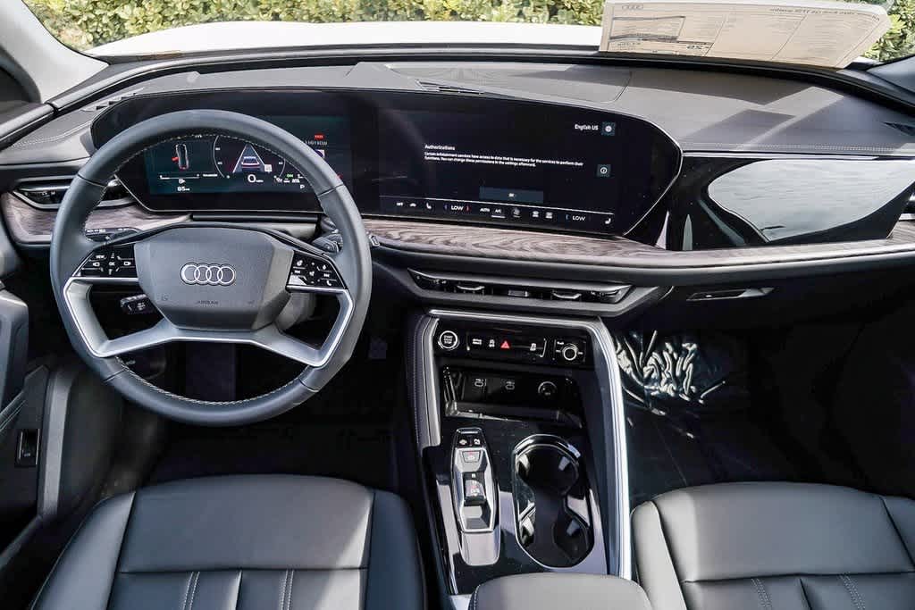 Thumbnail: 2025 Audi Q5 - 12