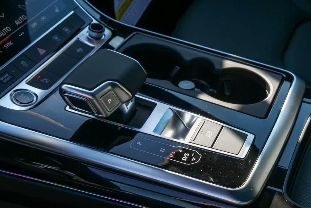 Thumbnail: 2026 Audi Q7 - 18