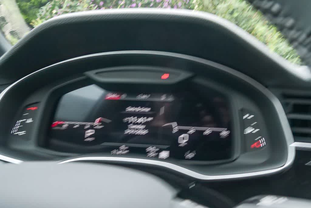 Thumbnail: 2026 Audi Q8 - 22