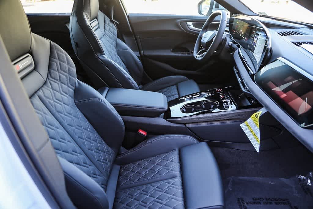 Thumbnail: 2025 Audi S5 - 15