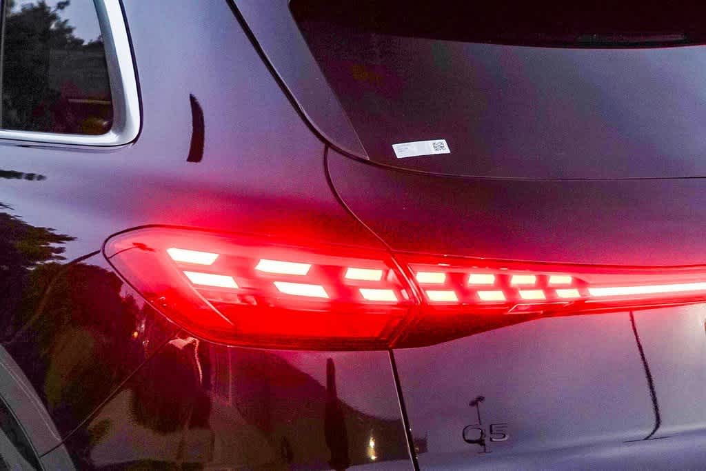 Thumbnail: 2025 Audi Q5 - 7