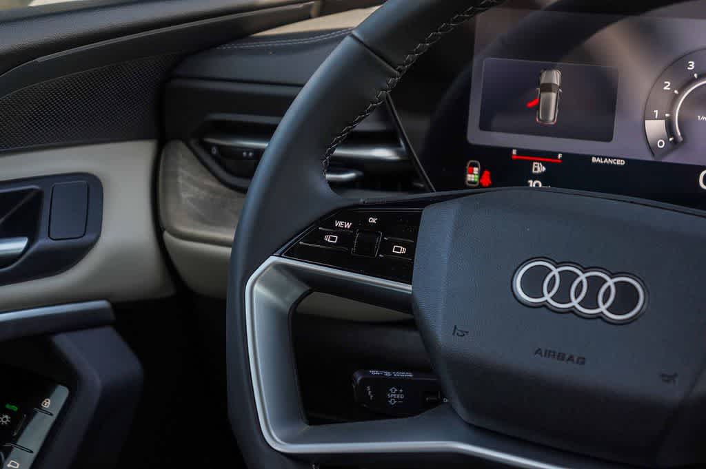 Thumbnail: 2026 Audi Q5 - 16