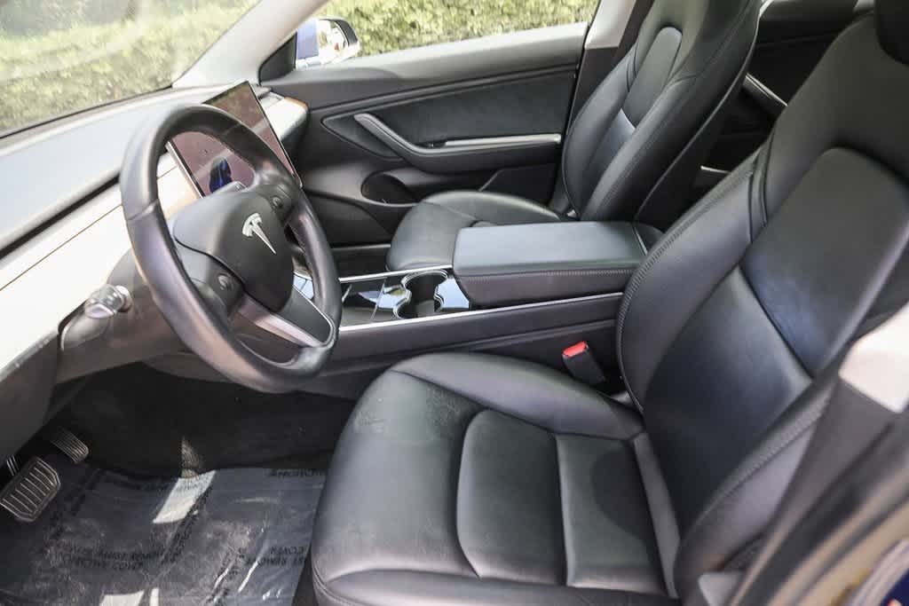Thumbnail: 2019 Tesla Model 3 - 16