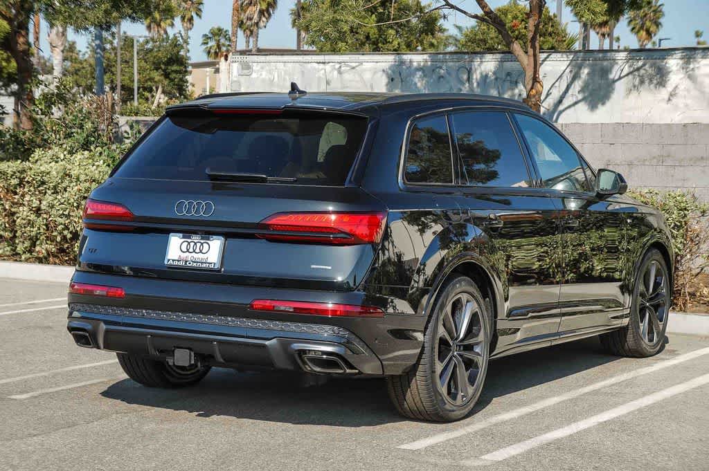 Thumbnail: 2026 Audi Q7 - 4