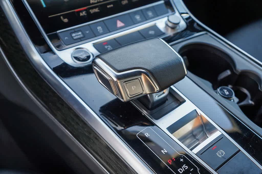 Thumbnail: 2021 Audi Q7 - 22