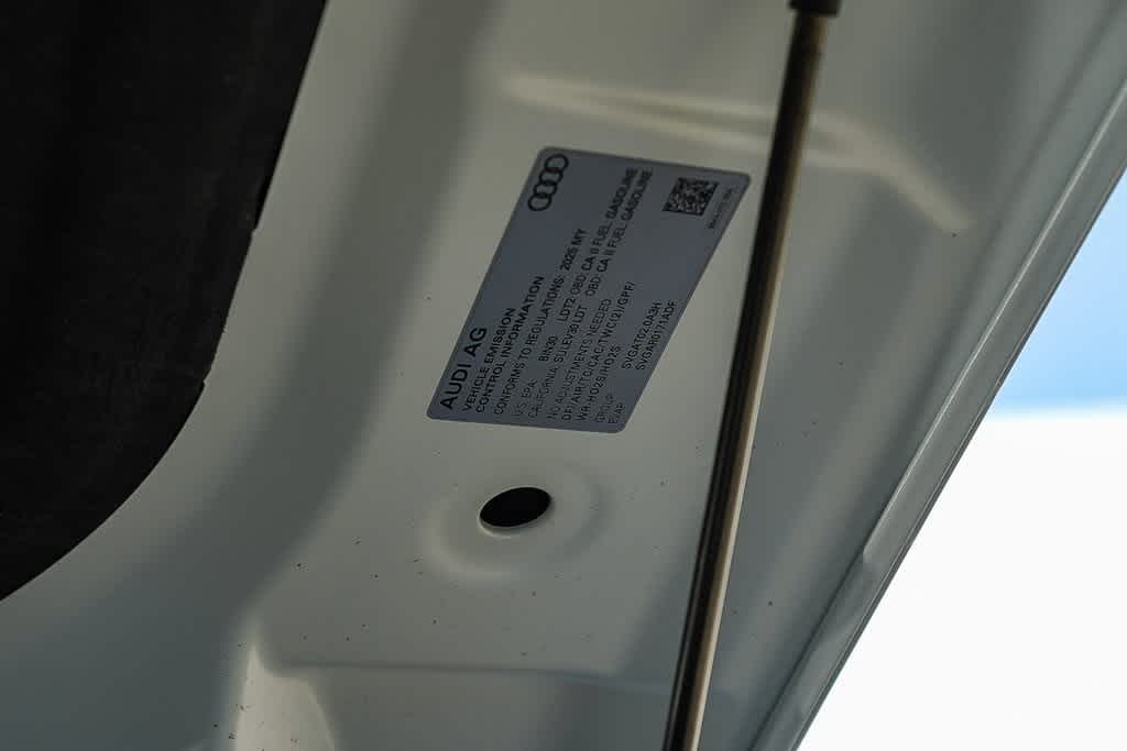 Thumbnail: 2025 Audi Q5 - 31