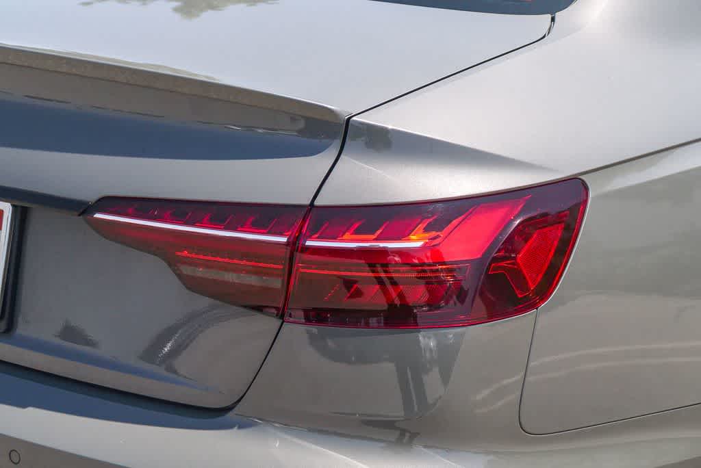 Thumbnail: 2023 Audi S4 - 10
