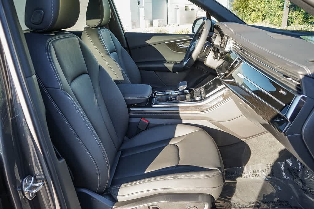 Thumbnail: 2026 Audi Q7 - 19