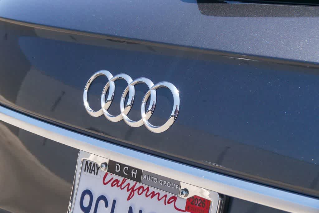 Thumbnail: 2023 Audi Q5 - 10