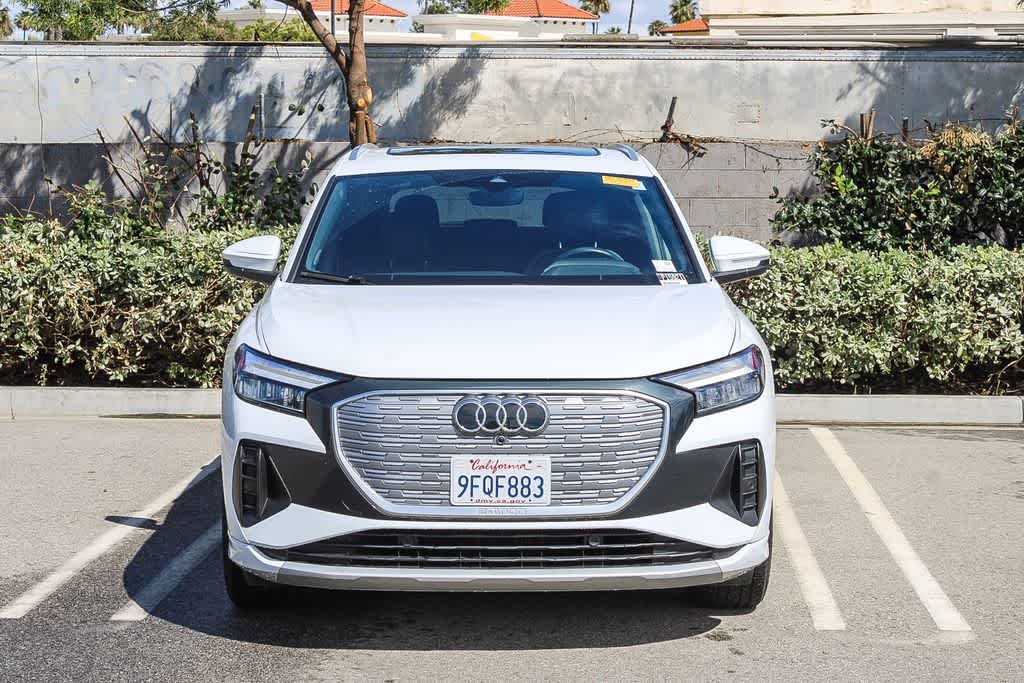 Thumbnail: 2023 Audi Q4 e-tron - 2