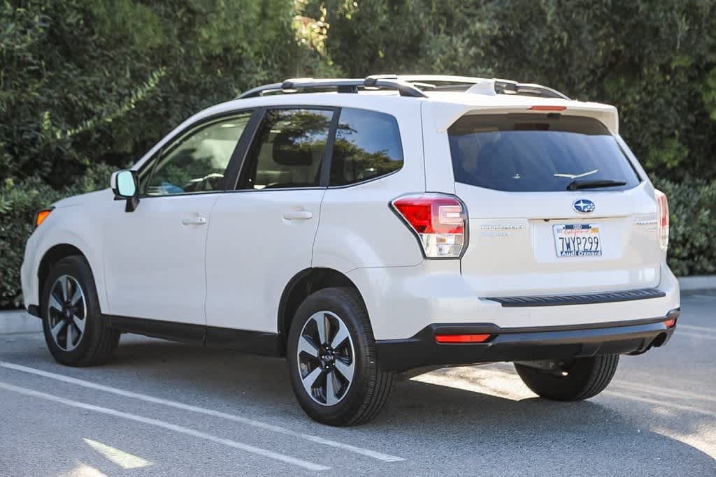 Thumbnail: 2017 Subaru Forester - 6