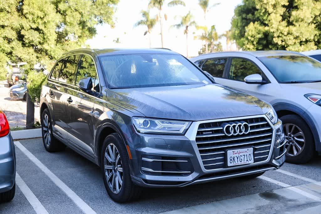 Thumbnail: 2019 Audi Q7 - 3