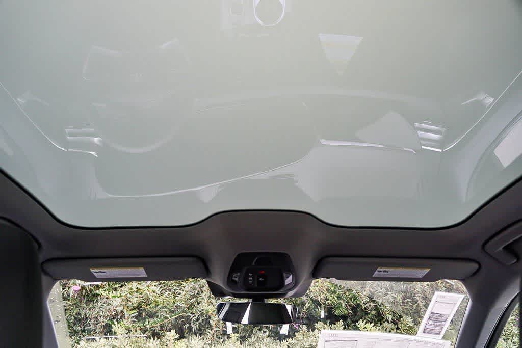 Thumbnail: 2026 Audi A6 - 18