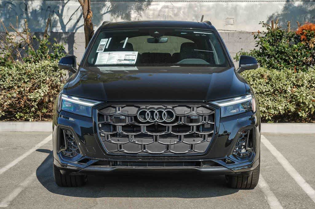 Thumbnail: 2026 Audi Q7 - 2