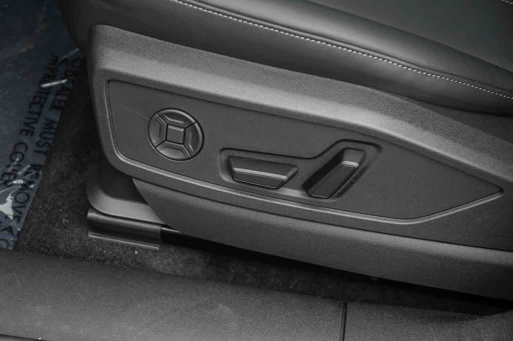 Thumbnail: 2026 Audi Q5 - 24