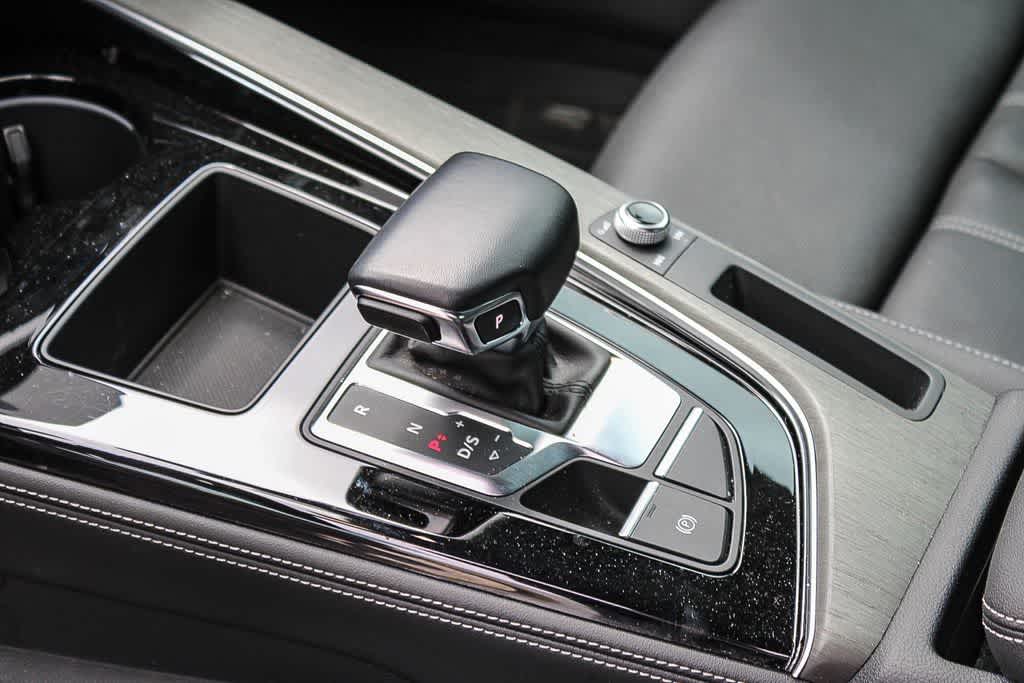 Thumbnail: 2023 Audi Q3 - 13